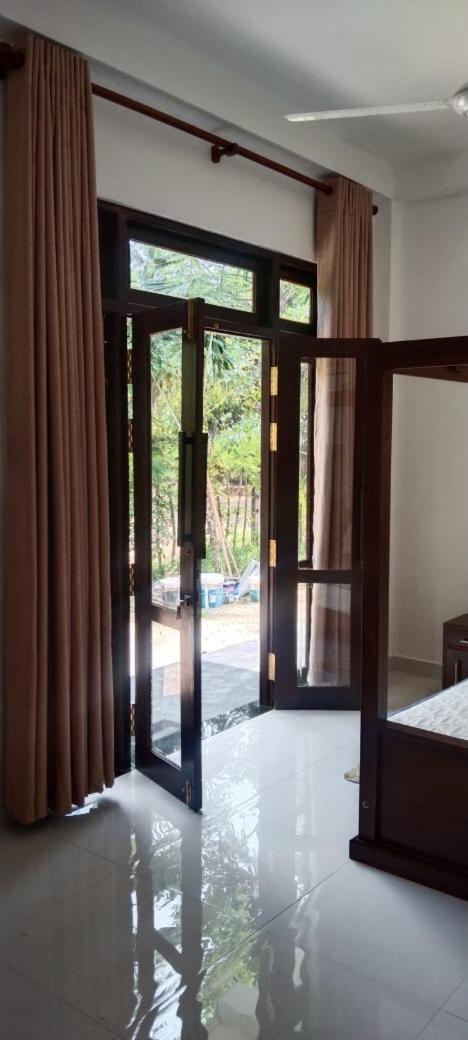 Villa Elegant - Weligama Εξωτερικό φωτογραφία